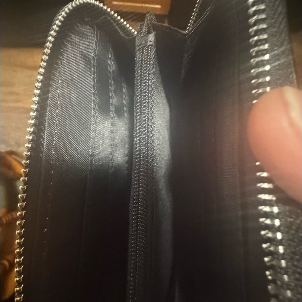 Men's Black Zipper Wallet